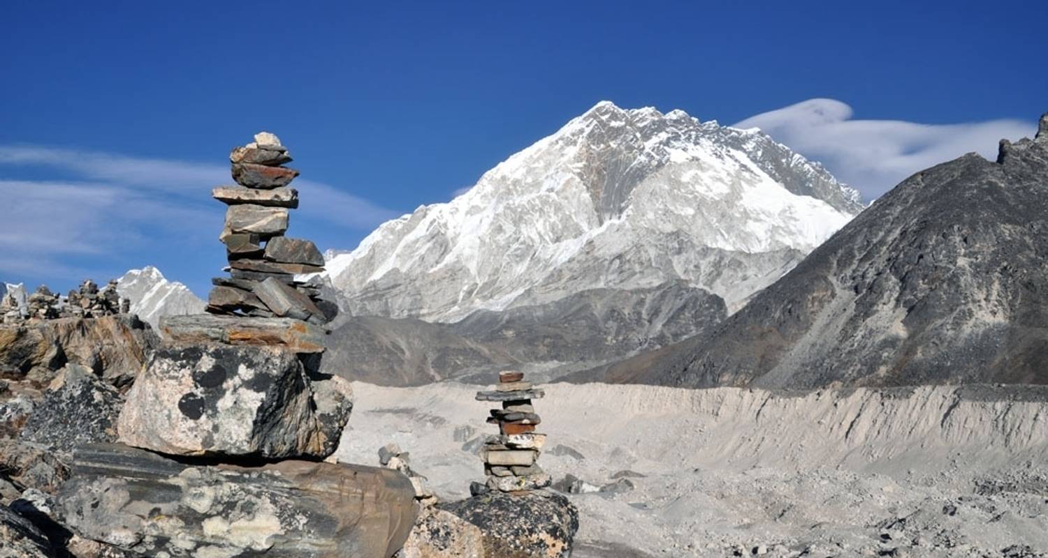 Escalade du pic Lobuche - Amazing Authentic Treks 