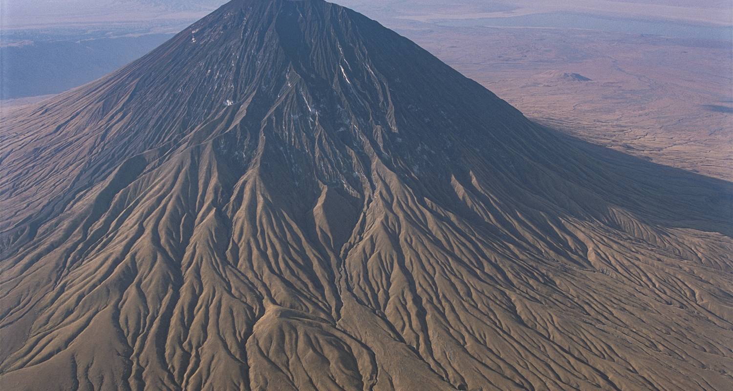 Сколько действующих вулканов было на планете маленького. Вулкан (Планета). Кратер вулкана ол-Доиньо Ленгаи. Фото разных мест планеты вулкан. Бог вулкан.