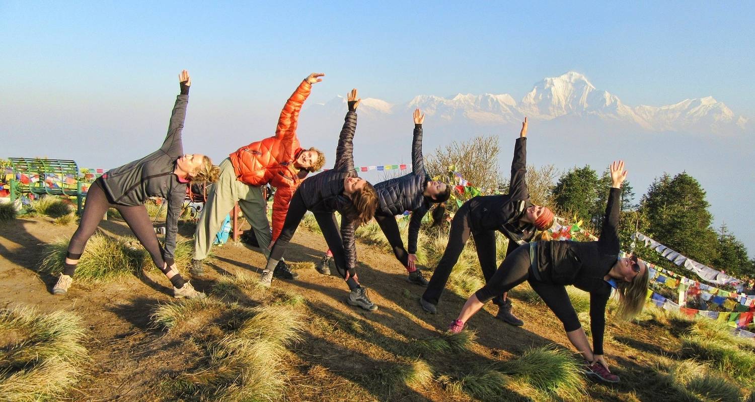 Excursionismo de yoga por el valle de Langtang en Nepal - Nepal Holiday Treks And Tours