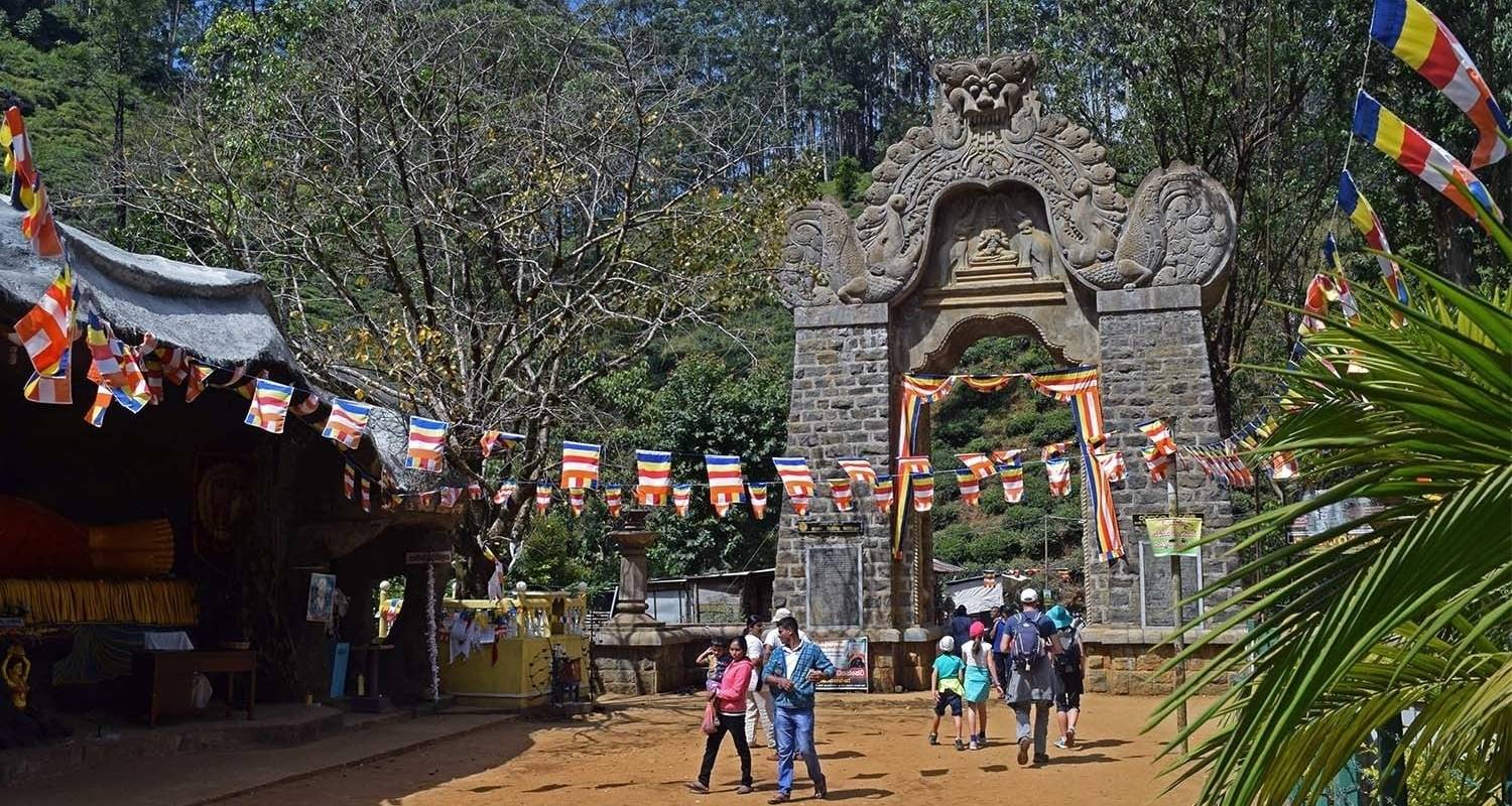 Kandy to Nuwara Eliya via Ramboda Hanuman Temple