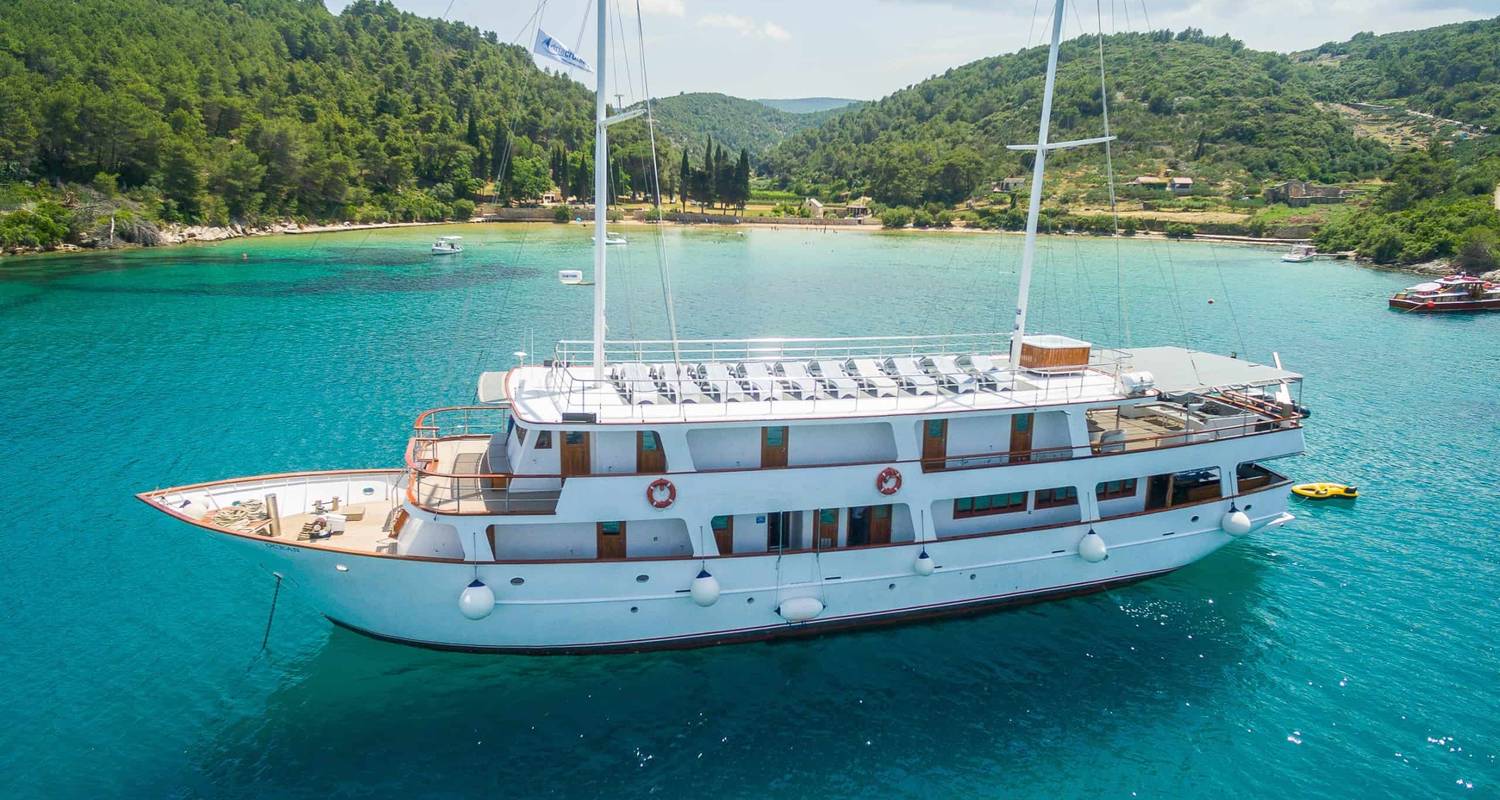 4-day Split to Dubrovnik one-way, Premier Plus boat, 30-49s