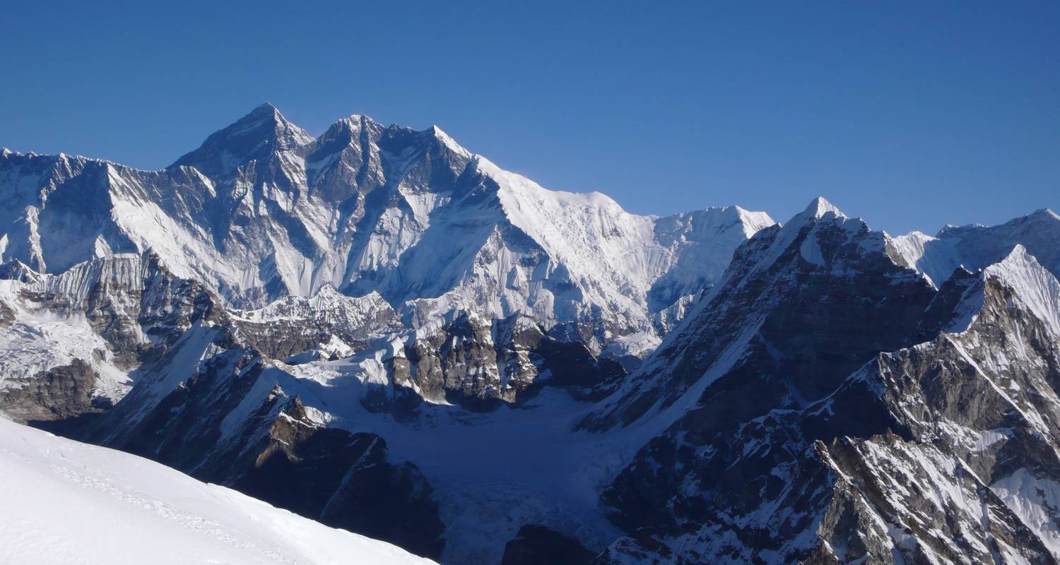 Amphu Laptsa High Pass Mera Peak Climbing - Nepal Nomad Trekking Pvt. Ltd.