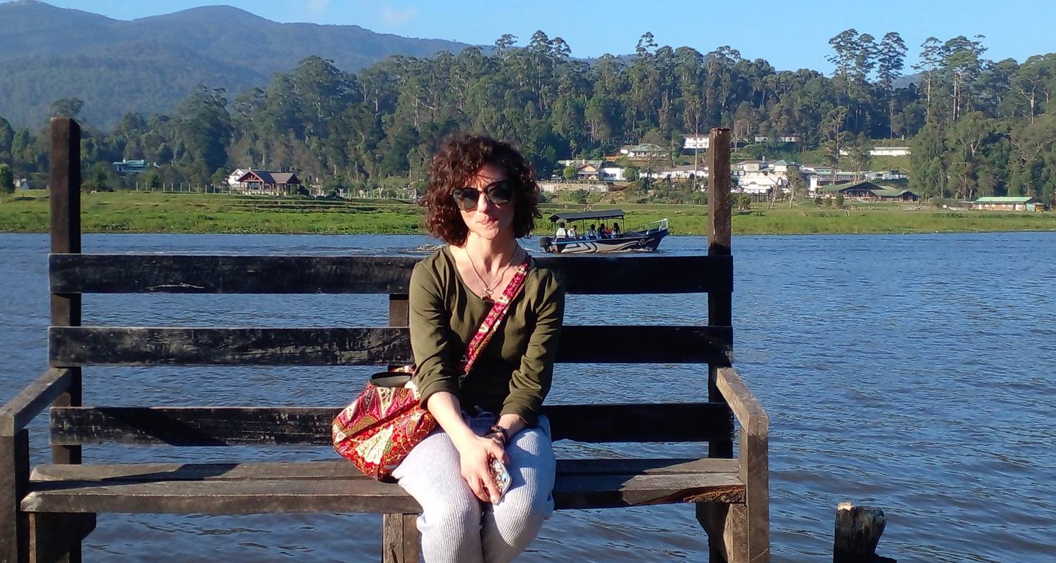 Ella to Nuwara Eliya via Tea Estates & Ramboda Falls