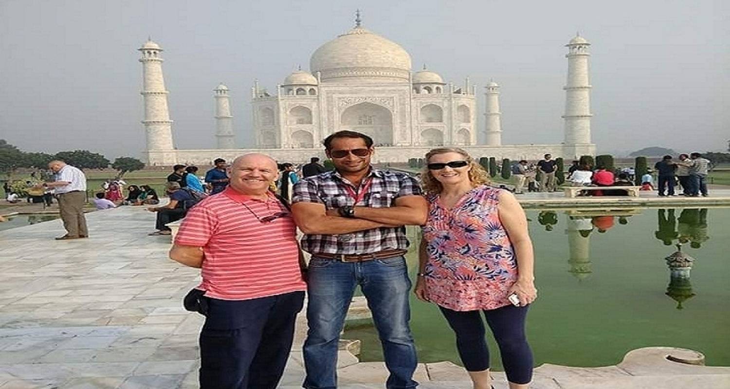 Privérondrit van een halve dag Taj Mahal en Agra Fort vanuit Agra - Raj Tour & Travel