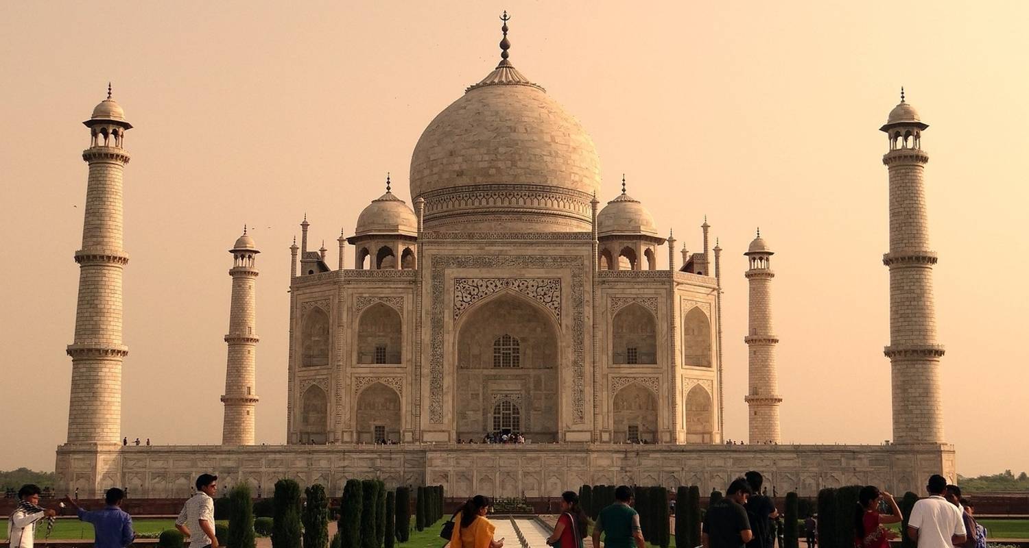 Sunrise Splendor: Taj Mahal Tour from Chennai with Flight to Delhi - Golden Triangle Tours Of India