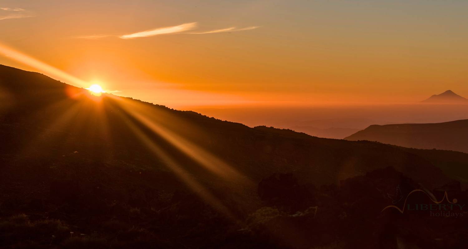 Excursión de 2 días a Katmandú con amanecer en Nagarkot, Changu Narayan y Bhaktapur - Liberty Holidays