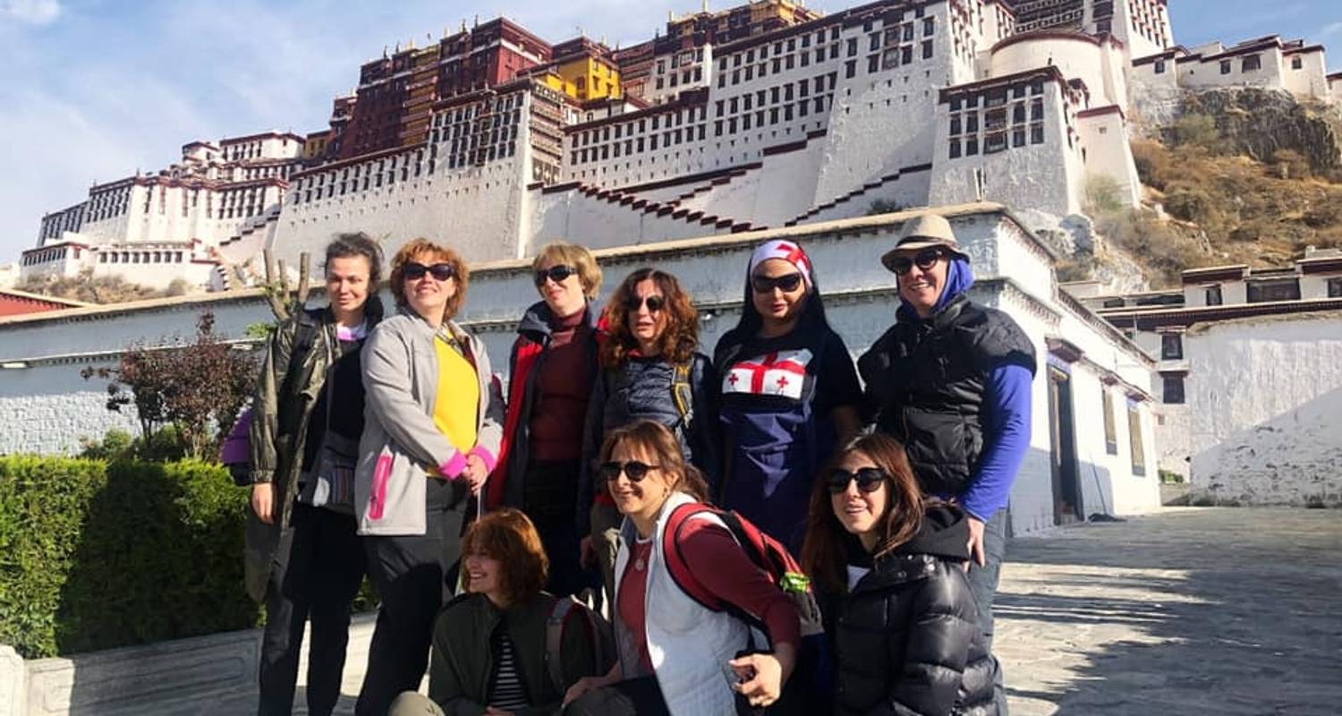 Tibet Überlandreise mit Everest Basislager - 8 Tage - Adventure Himalayan Travels