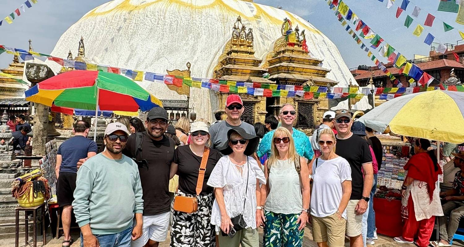 Viaje de lujo a Nepal para mayores de 50 años: Un Circuito Inolvidable por Katmandú, Chitwan, Bandipur y Pokhara - Luxury Holidays Nepal Pvt. Ltd