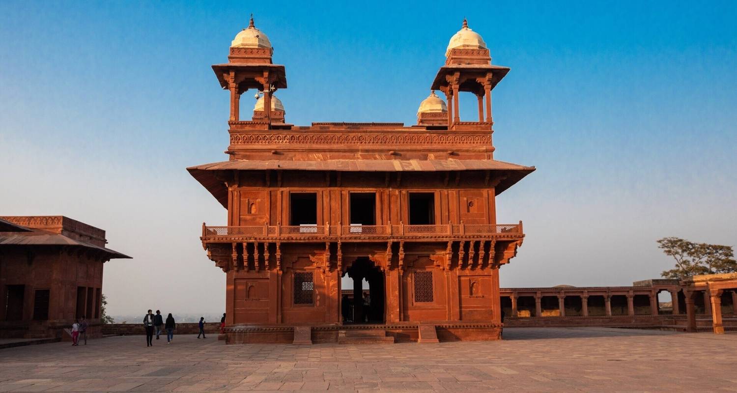 Desde Jaipur: Excursión de 2 días al Taj Mahal al amanecer con Fatehpur Sikri y traslado a Delhi - Travel Creators Of India