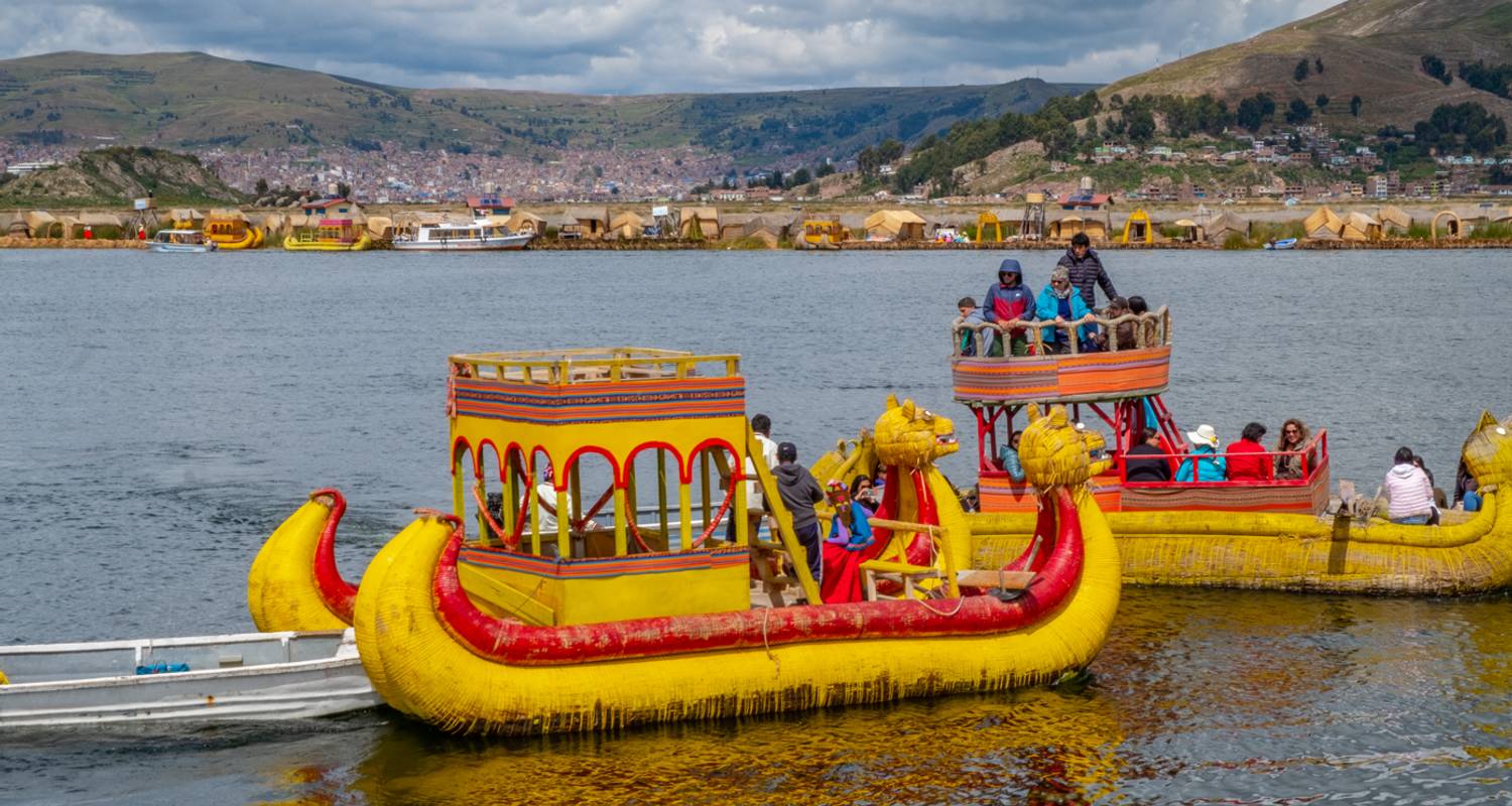 AVENTURA EN LANCHA RÁPIDA: EXPLORA LAS ISLAS UROS Y TAQUILE EN UN DÍA - Waman Adventures