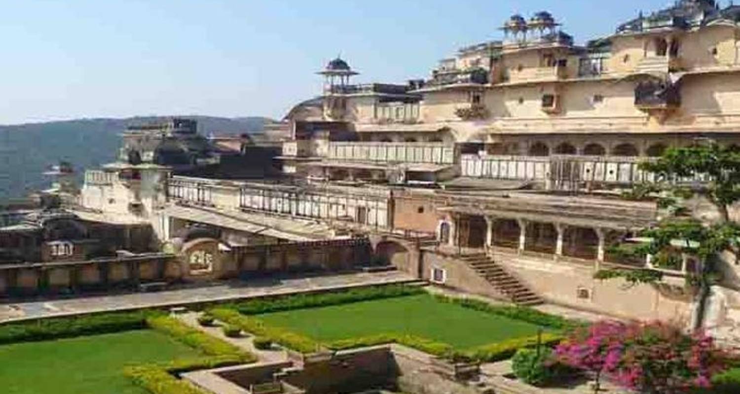 10-Day Royal Forts and Palaces Tour with Tiger Safari in Ranthambore from Jaipur - IHCT Heritage & Adventure  Tours