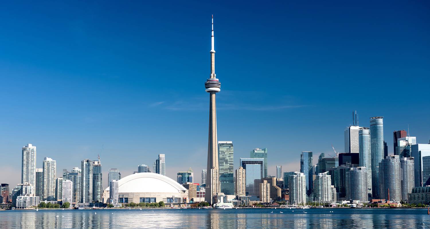 Ontario & French Canada with Extended Stay in Toronto (9 destinations) - Cosmos