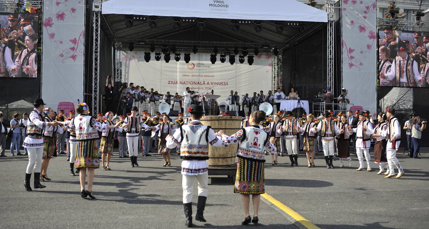 Wine Festival Tour in Moldova