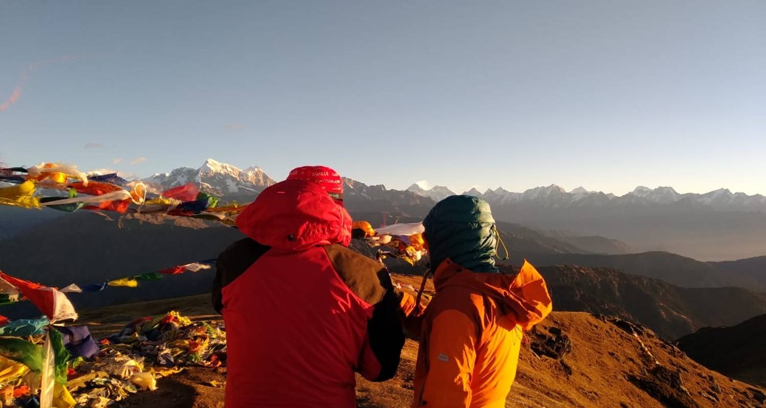 Pikey Peak Trek (9 Tage) - Sherpa Expedition & Trekking Pvt. Ltd.
