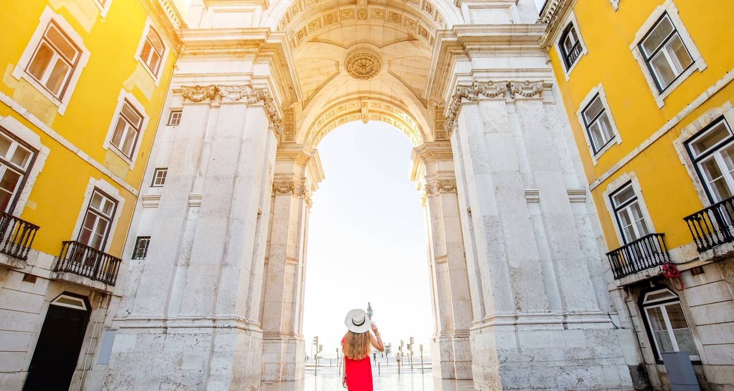 Best of Lisbon and The Azores: City and Nature Wonders