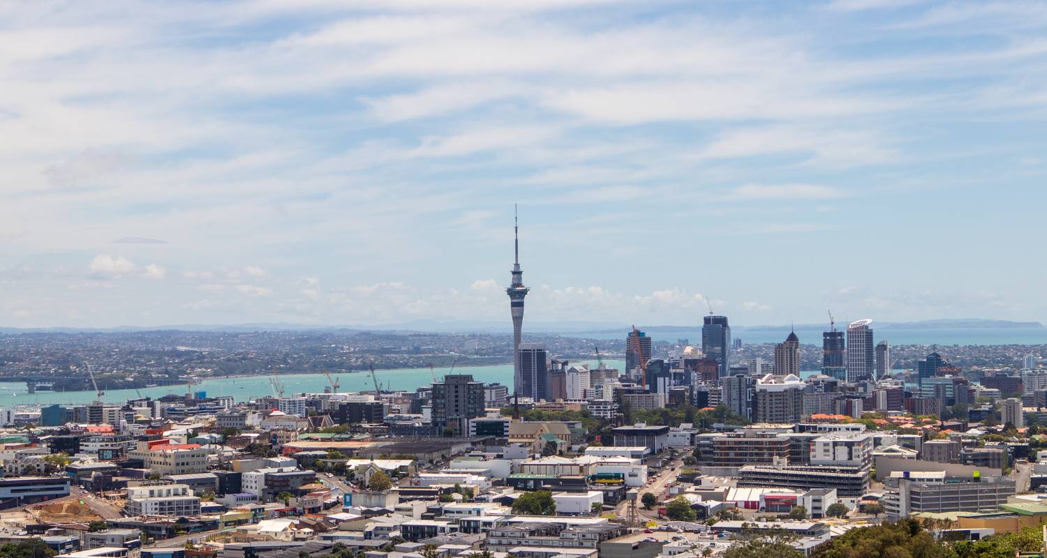 New Zealand Rail Adventure Auckland → Christchurch (2024) by APT with 1