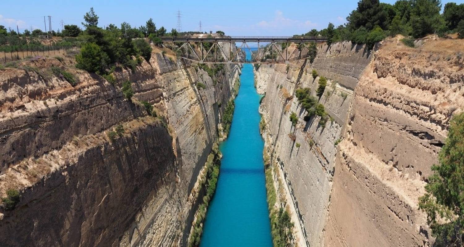 Charming tour in Greece: UNESCO sites and other top destinations on a 11-days tour from Igoumenitsa