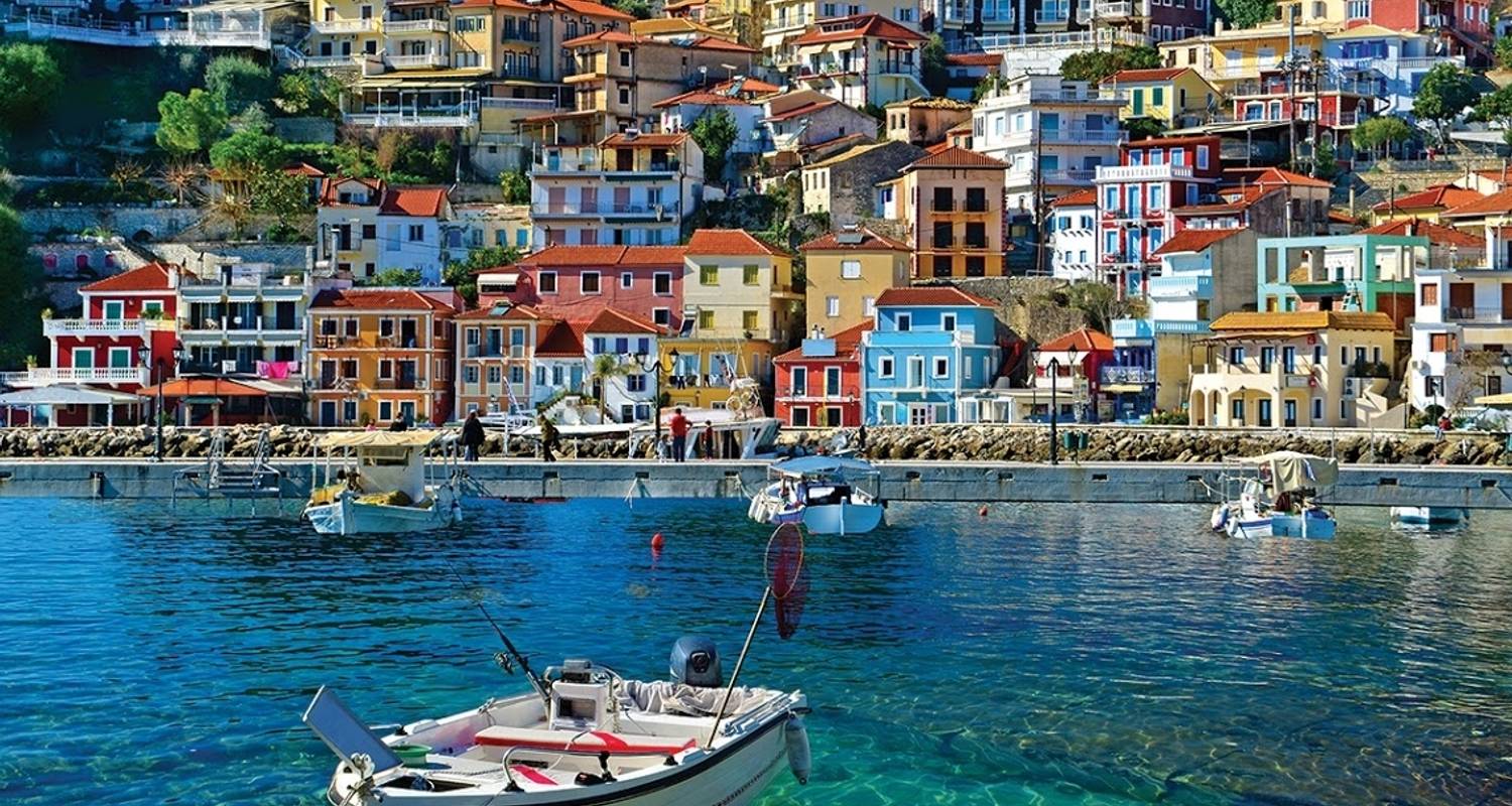 Lovely tour in Greece: UNESCO sites and other top destinations on a 7-days tour from Igoumenitsa
