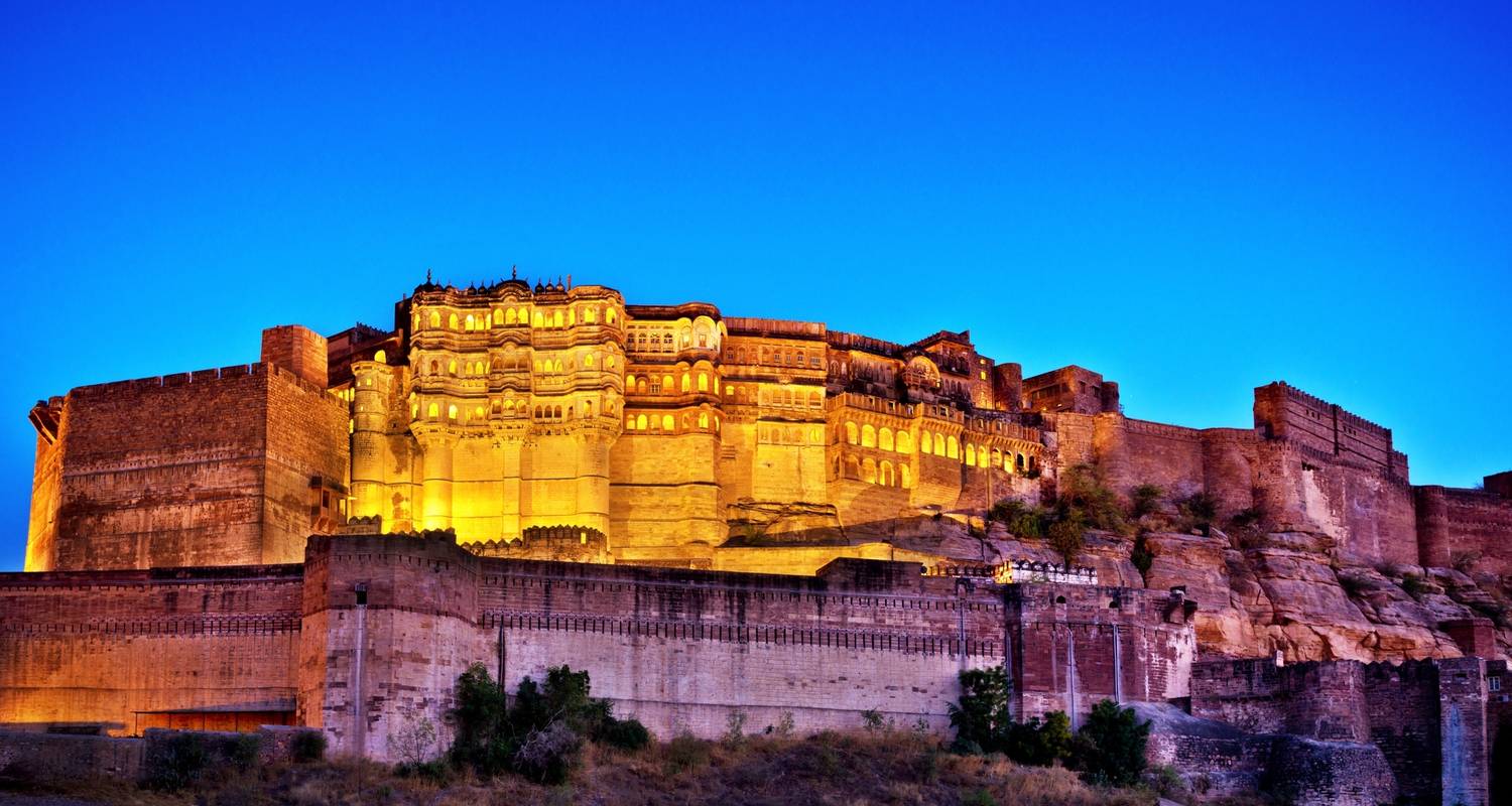 Rajasthan Deserts & Forts Tour - UncleSam Holidays