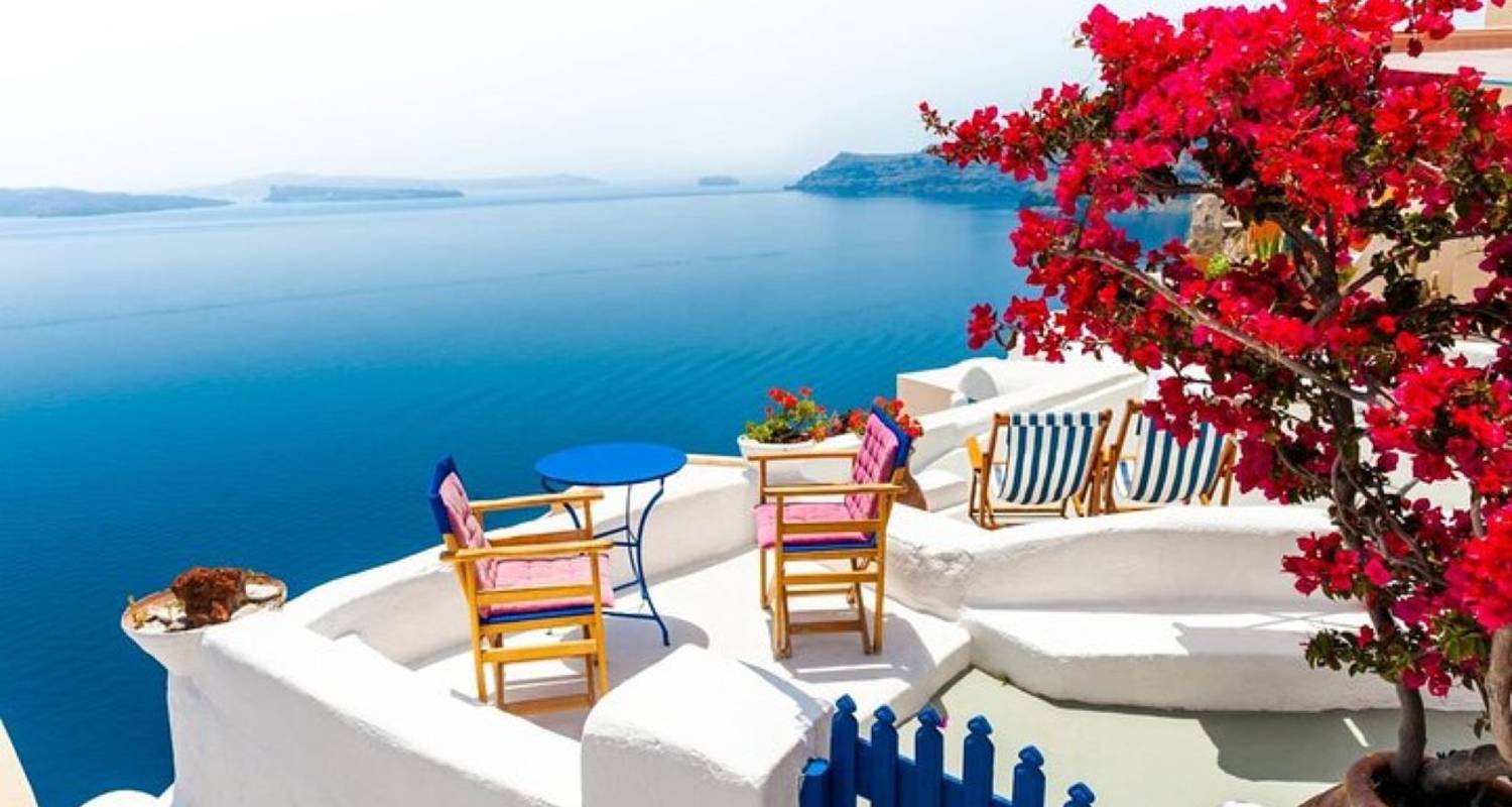 8 Day Private Tour Athens, Delphi, Meteora & Tour in Santorini