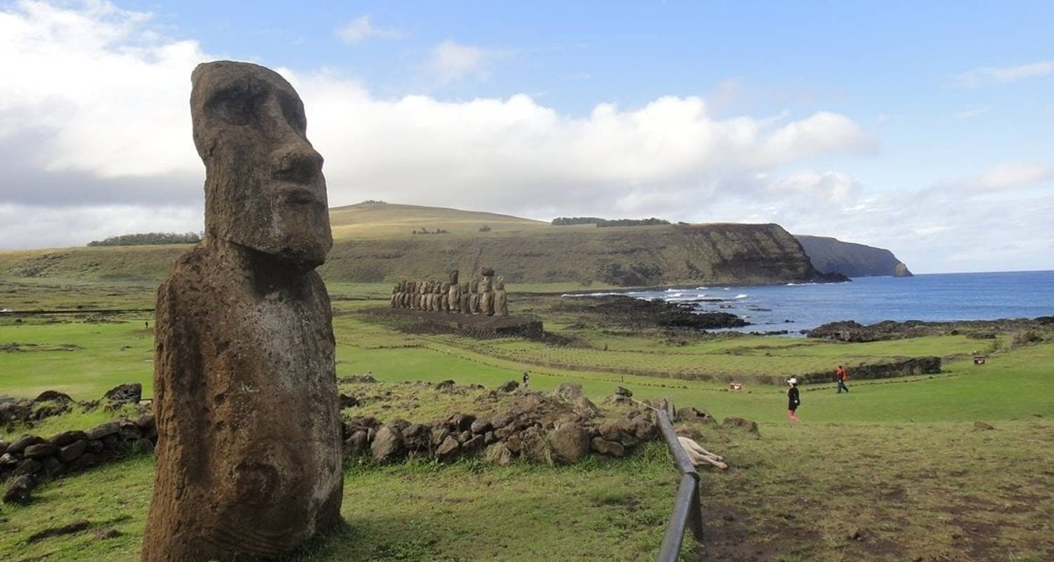 10 Mejores Circuitos y Viajes 7 Días en Isla de Pascua - TourRadar