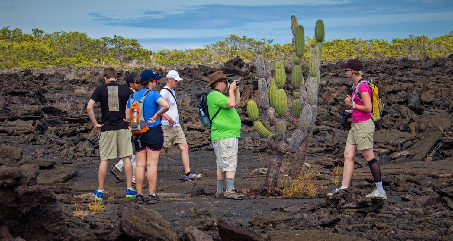 Croisière aux îles Galápagos - Découvrez les îles centrales, orientales, méridionales, septentrionales et occidentales en 15 jours à bord du Monserrat - Via Natura Ecuador