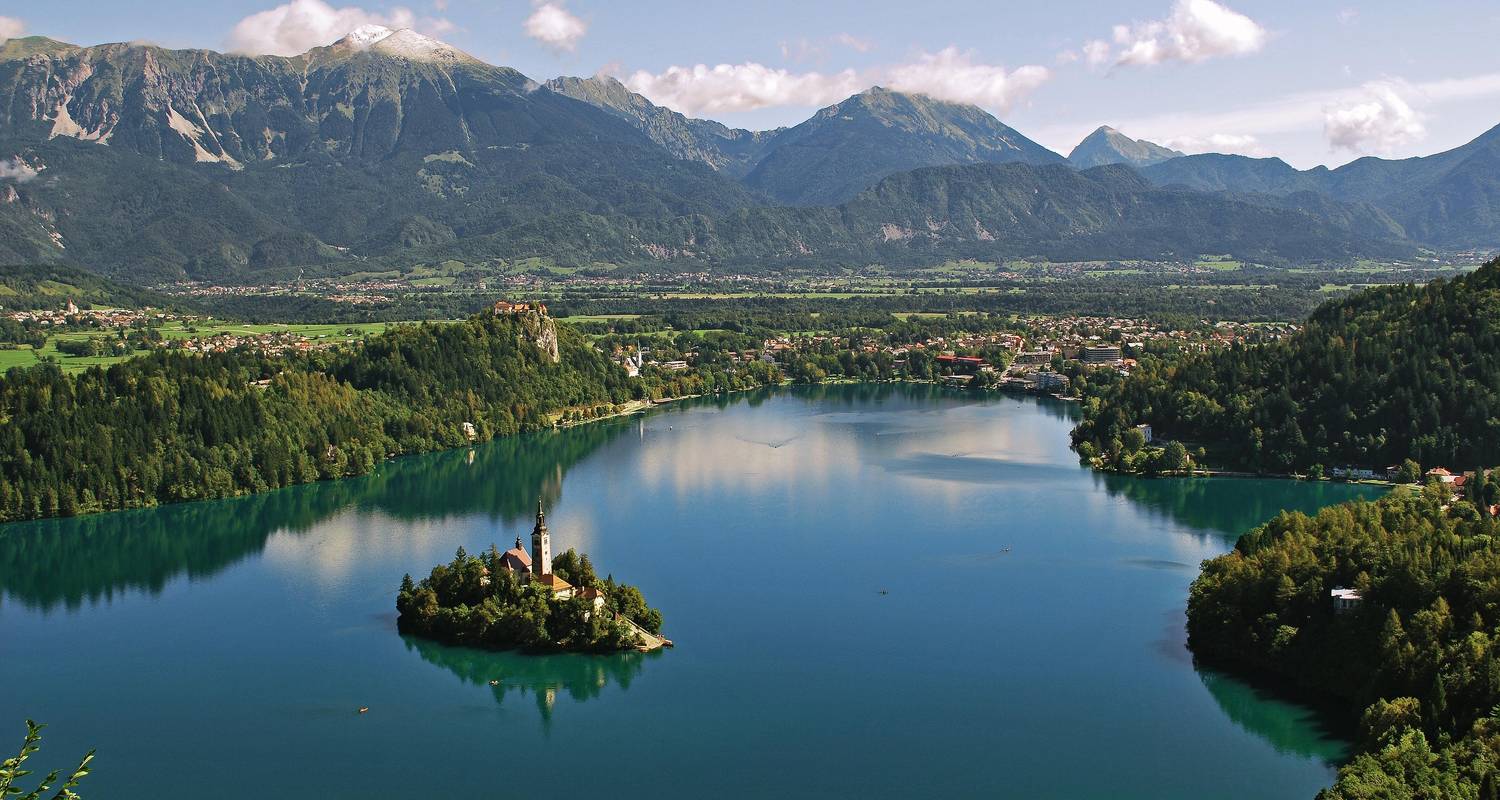 Lake Bled Tour - Helia Travel Agency