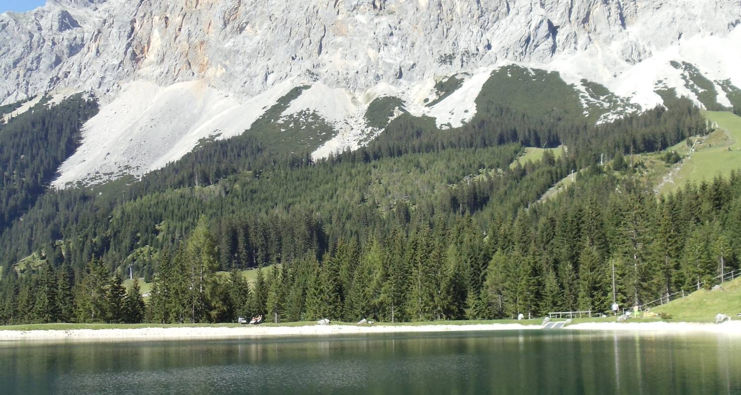 Around the Zugspitze with Charm