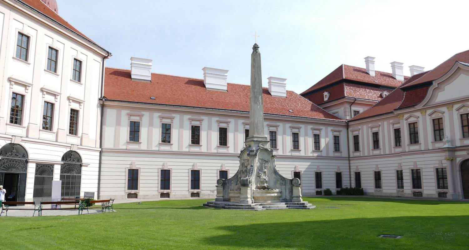 Wachau World Heritage Trail in 5 Days