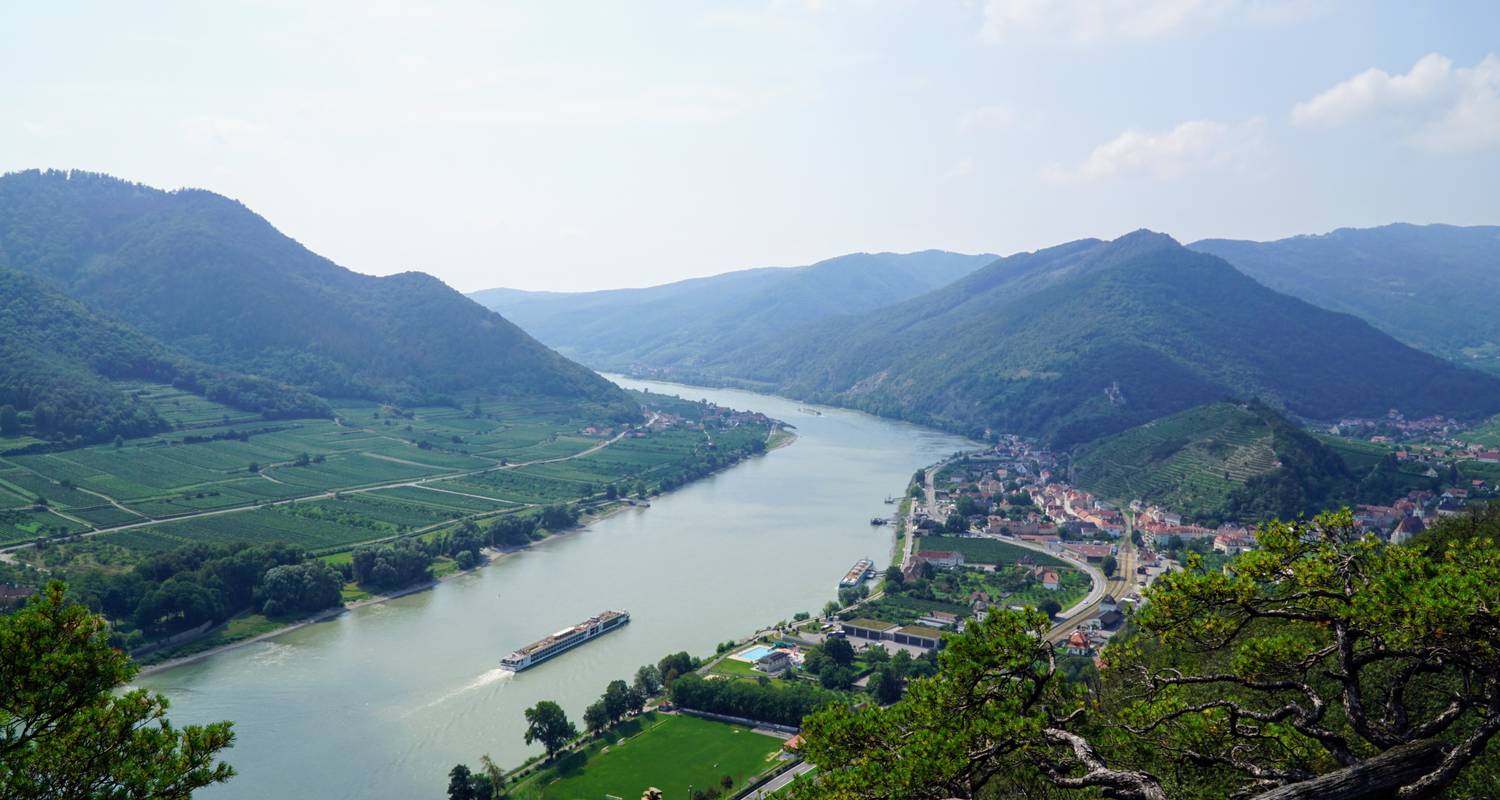 Wachau World Heritage Trail in 8 Days