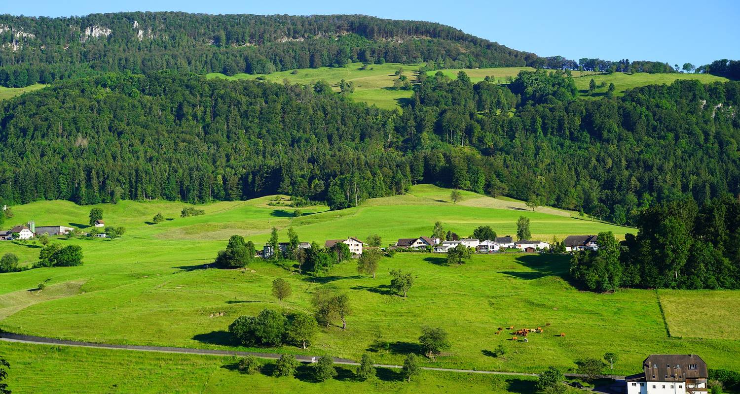 Jura Höhenweg - from Regensberg to Solothurn (8 Days)