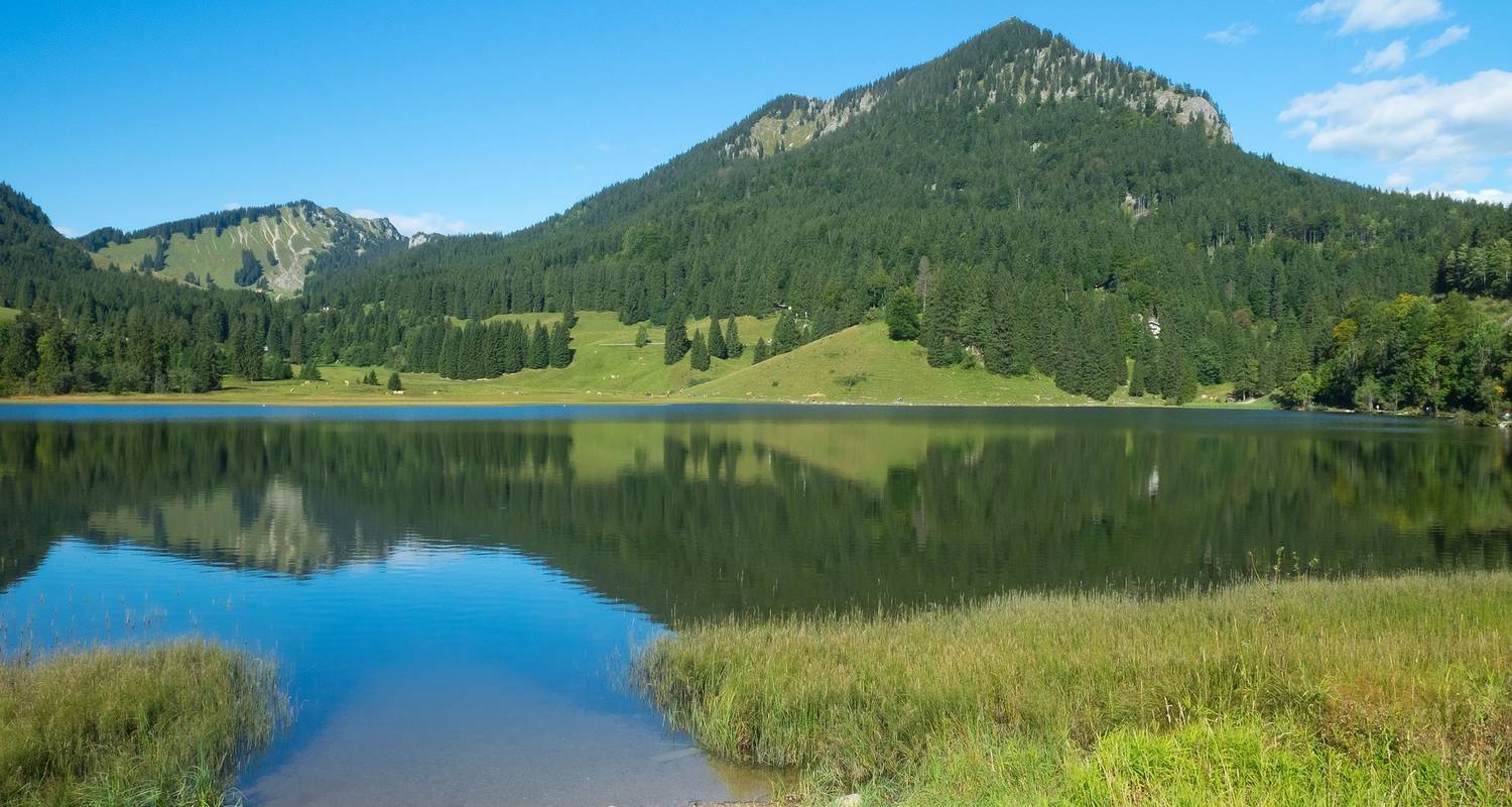 3 Lakes Short Tour incl. Luggage Transfer