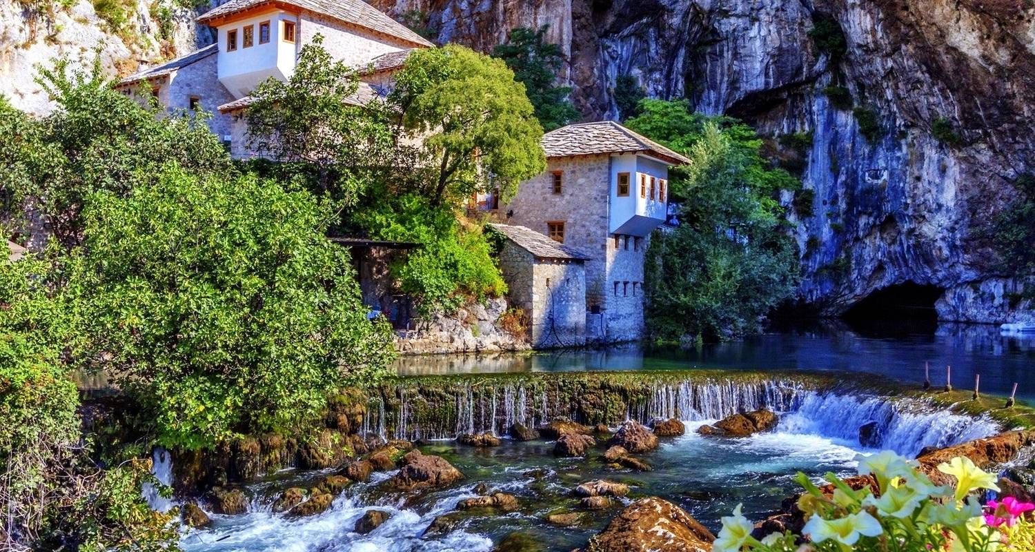 All seasons 4 days Bosnia, discovery tour from Sarajevo. UNESCO sites. Nature. Architecture. History. Cuisine. Wine. Slow travel