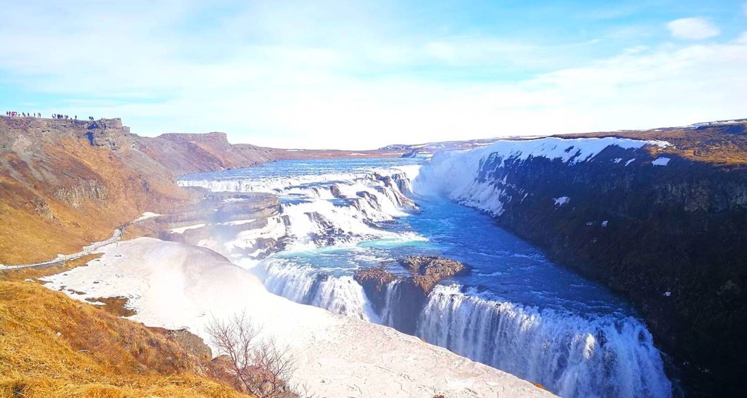 5 Days Private tour Reykjavik, Golden Circle and South Coast Tour (Winter)