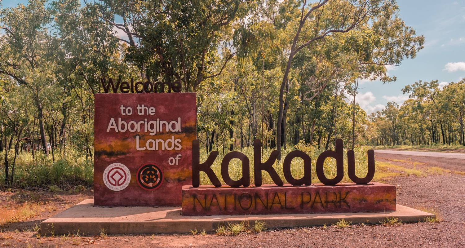 Kakadu Rock Art Tour – 1 Day by Wildlife Tours Australia