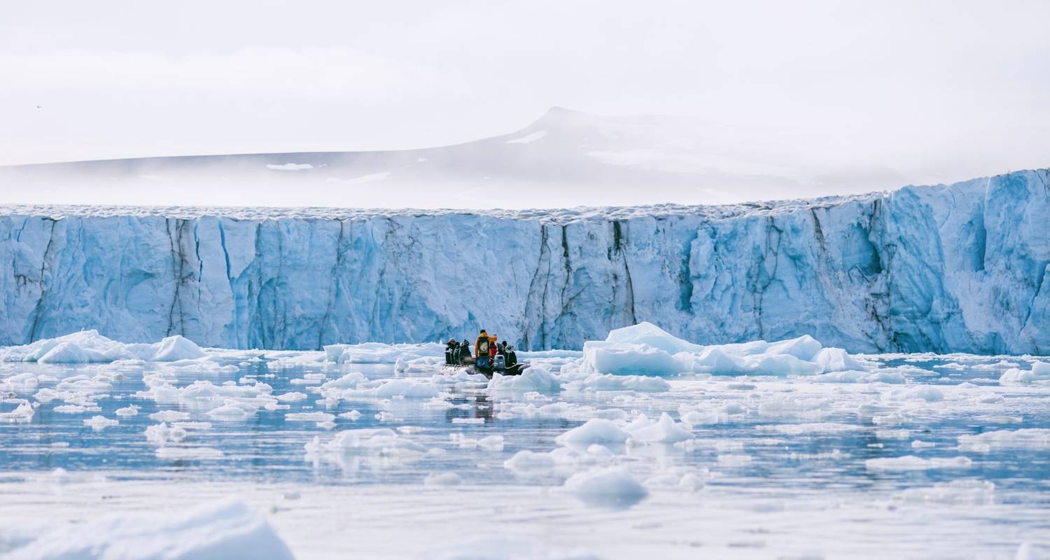 Polar Spring in Svalbard by Grands Espaces TourRadar