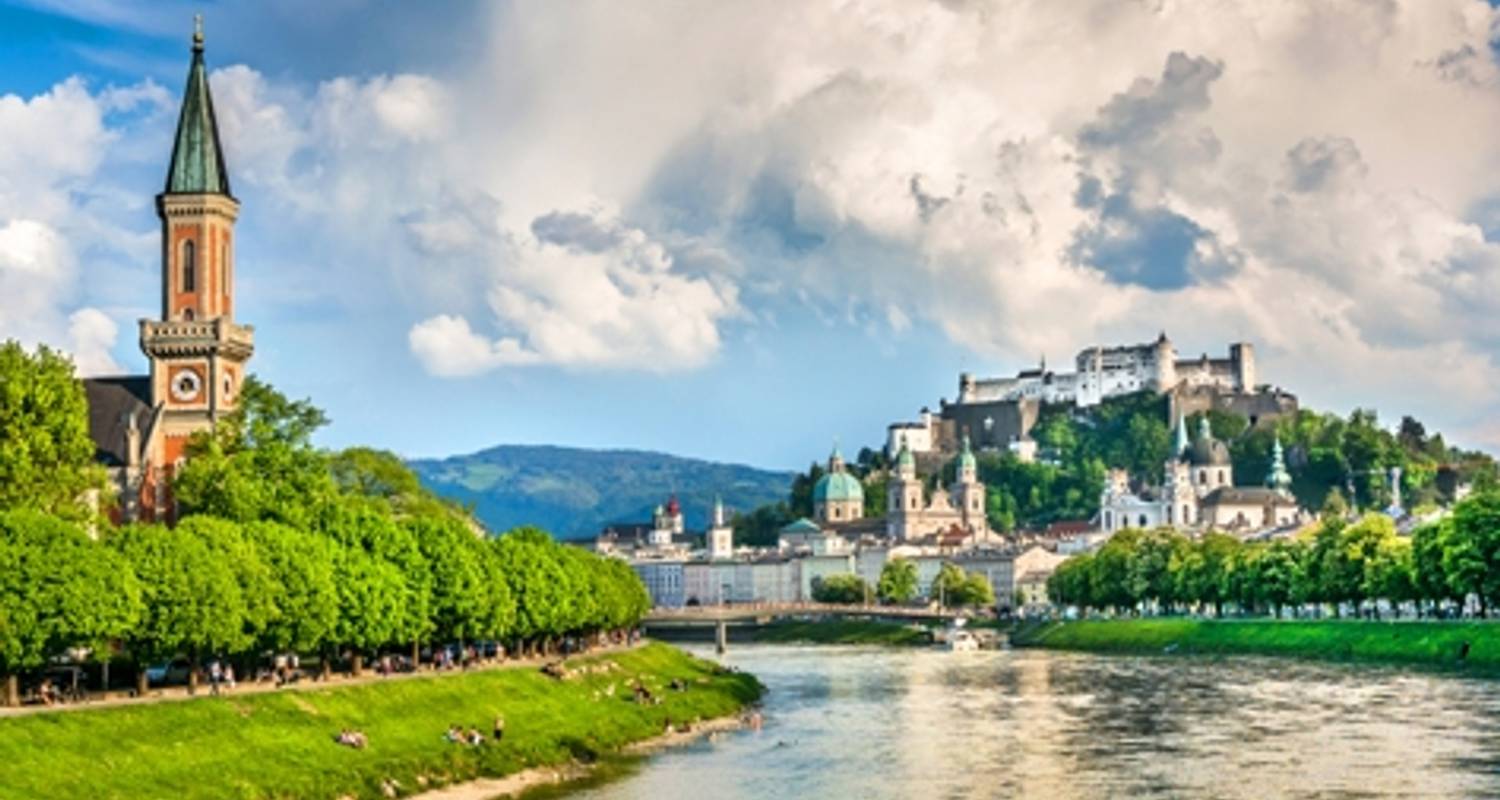 Enchanting Danube (2023) (Passau to Budapest, 2023) - Uniworld Boutique River Cruise Collection