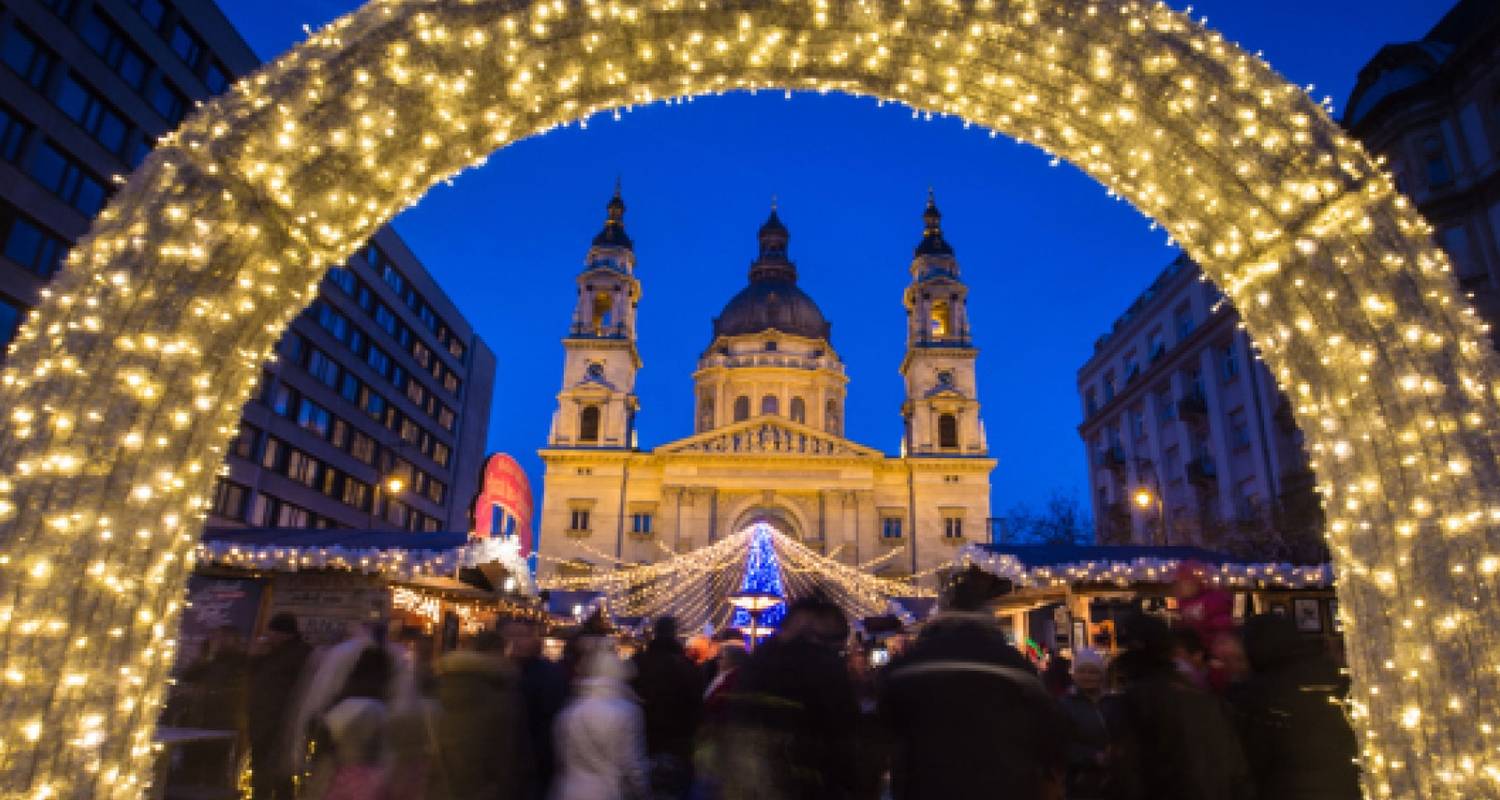 Christmas Time on the Danube & Budapest - Evergreen Tours
