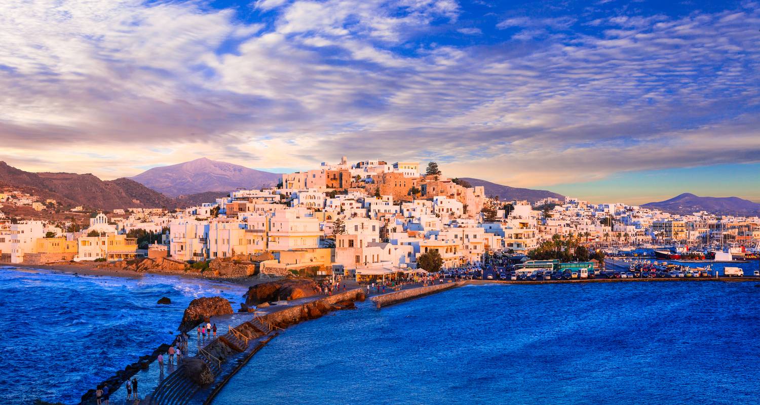 Discovery of Athens, Naxos & Santorini - 8 Days - Click Tours