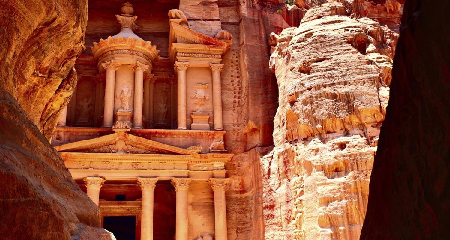Explore Petra and Wadi Rum 3 days (2+Travelers, 3* Hotel) - Booking Tours