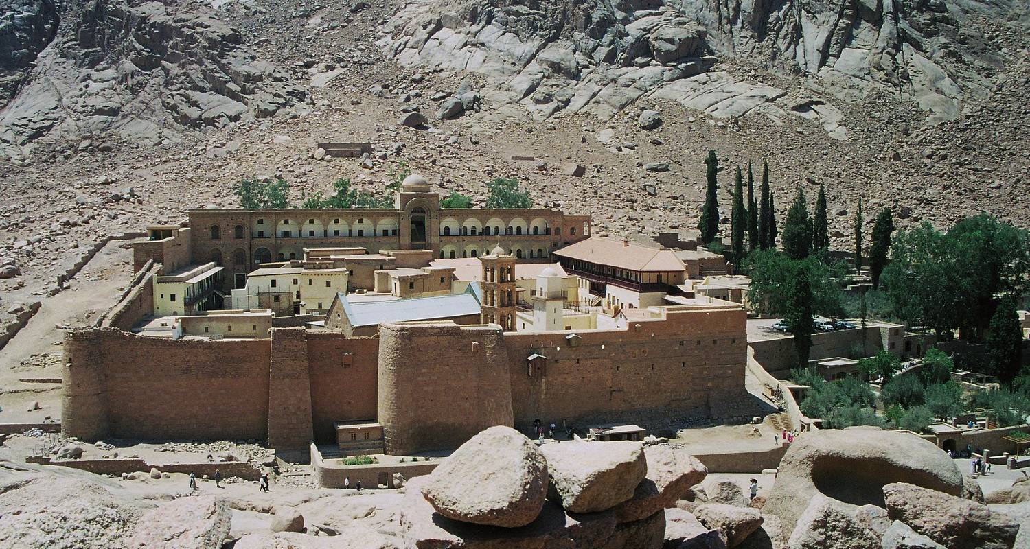 Full day tour to St. Catherine Monastery - Booking To Egypt