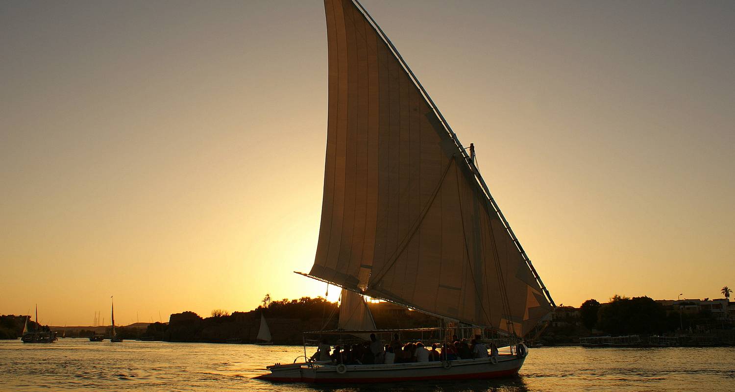 Felucca Ride sailing on the Nile in luxor - Booking To Egypt