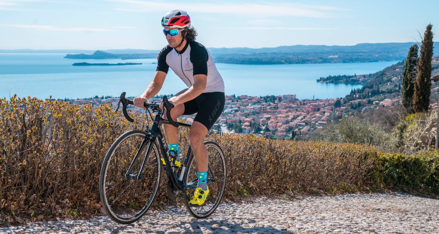 Lake Garda, a beautiful cycling experience! - Road Bike Tours Italy