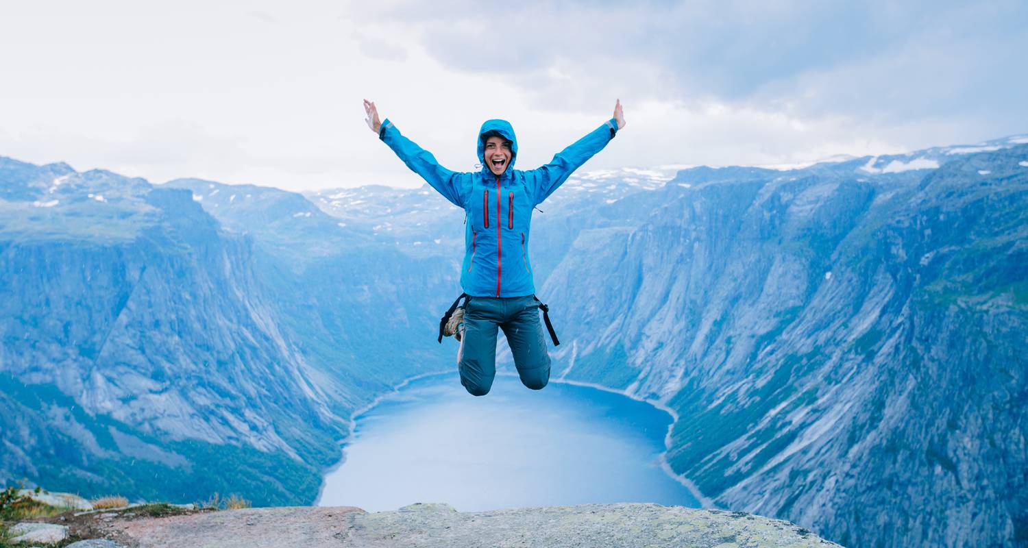 Beautiful Norway Hike - 50 Degrees North
