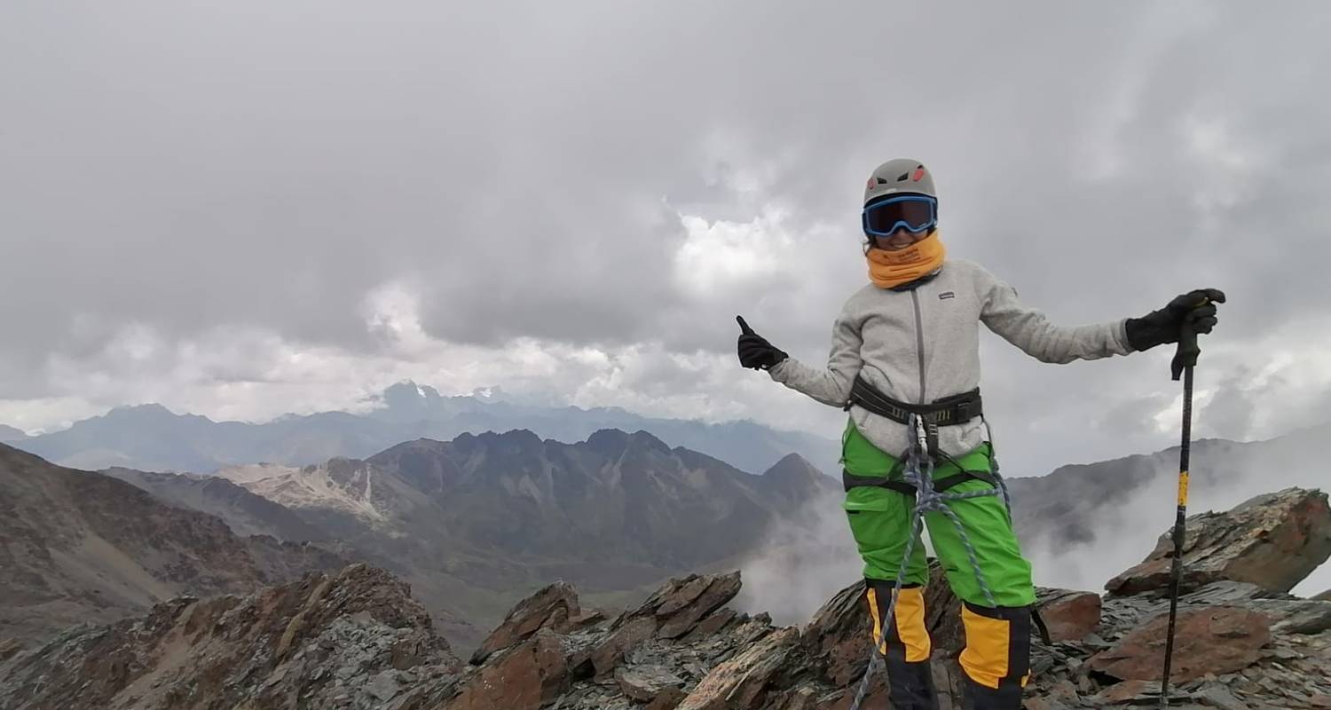 Excursionismo y escalada: glaciar Halancoma - 3 días - Unu Raymi Expeditions