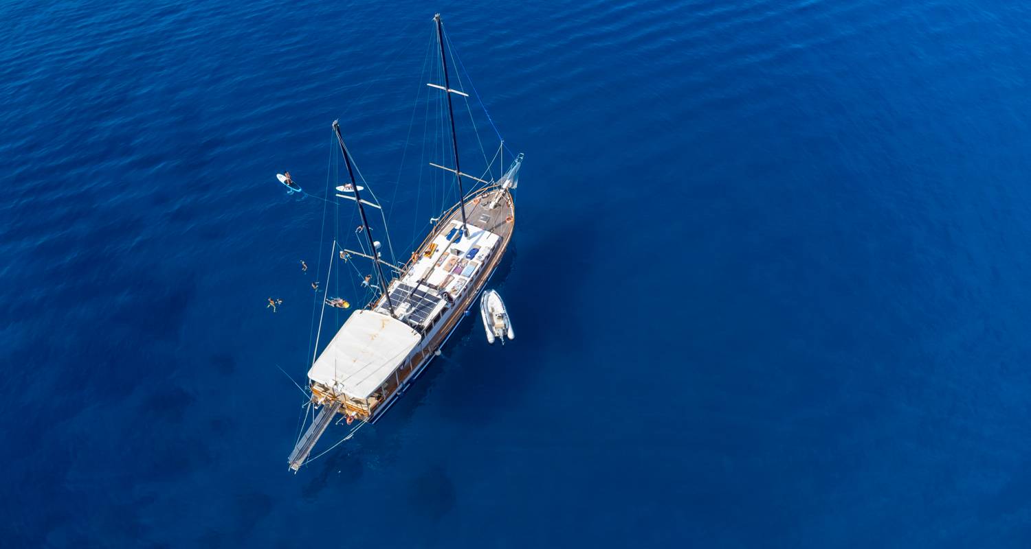 Aeolian Islands Cruise in Gulet 2022 - Dimensione Sicilia - Dimsi Incoming Operator Srl 