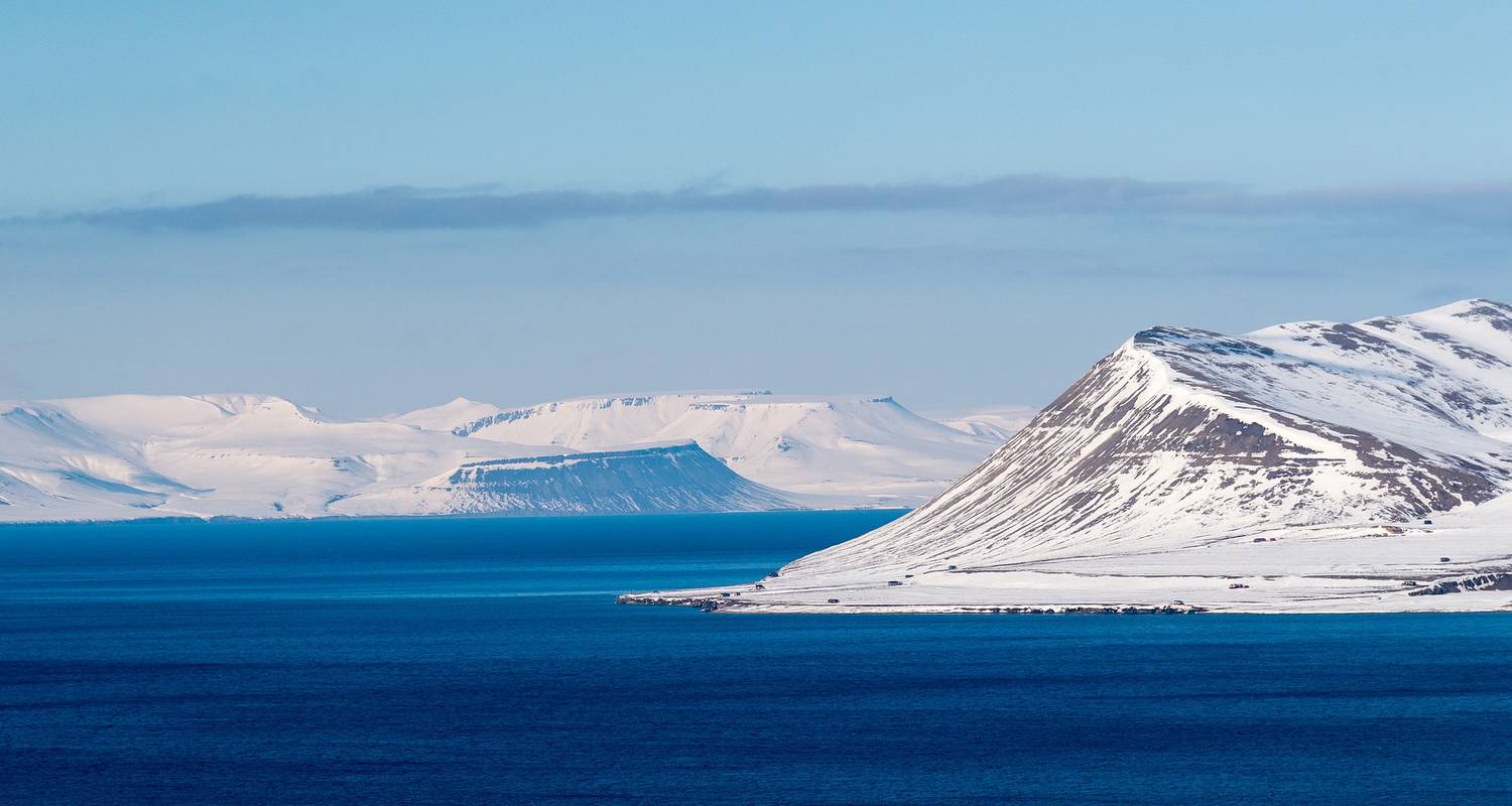Spitsbergen - Northeast Greenland, Northern Lights (14 days) - ASI Reisen