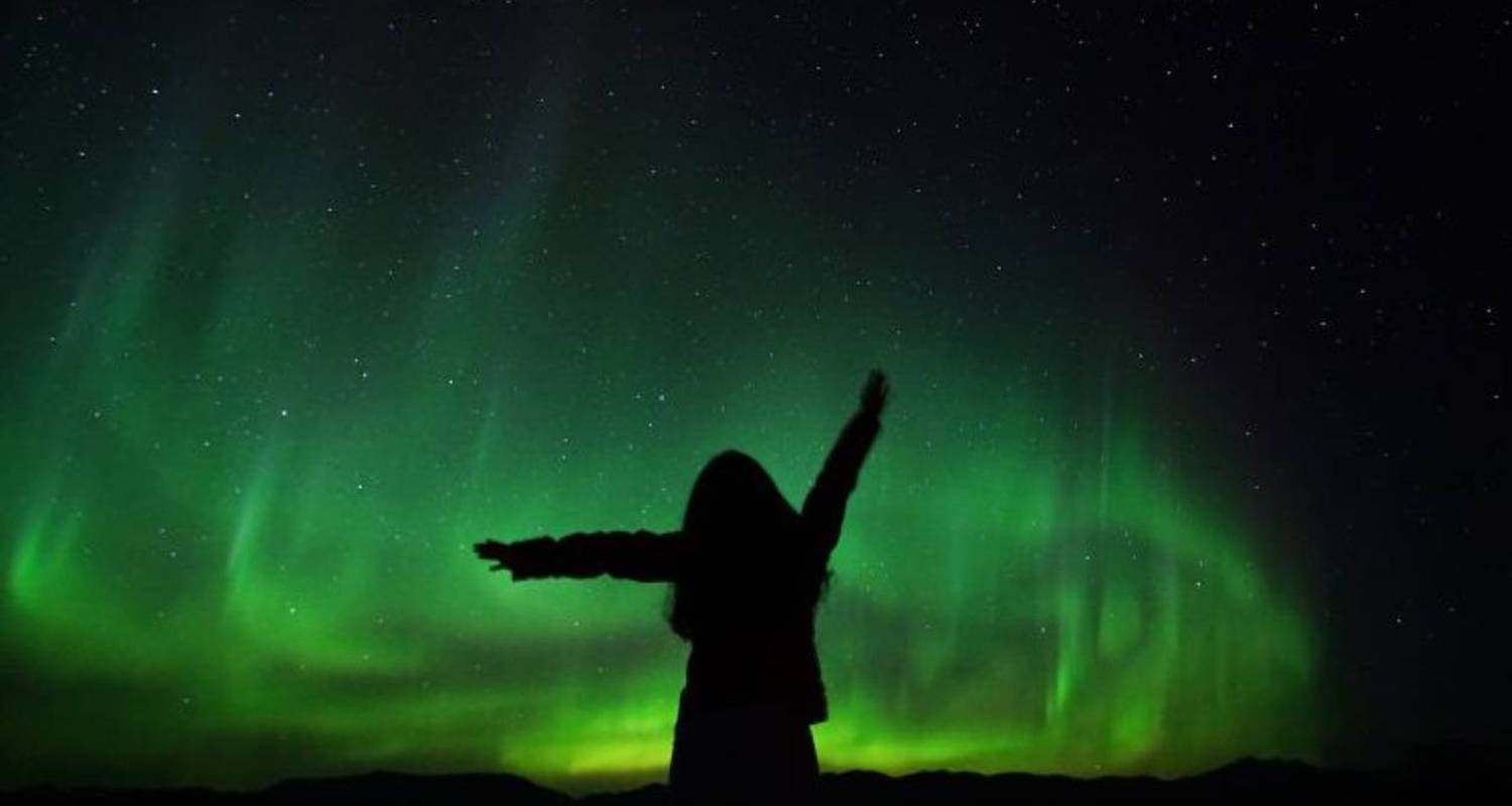 Northern Lights Nigths in Canada. Once in your life experience. - LocalAdventures