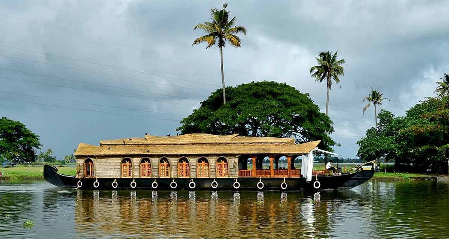 Rejuvenating Kerala - India By Car & Driver with Good Hotels !! - MTA Destination Management Company