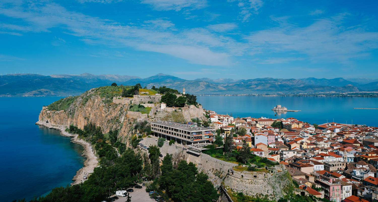 15 Day Relaxing Holiday to Milos, Mykonos, Santorini, to the best Cyclades Islands